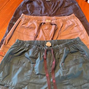 Ladies Wonder Wink scrub pants